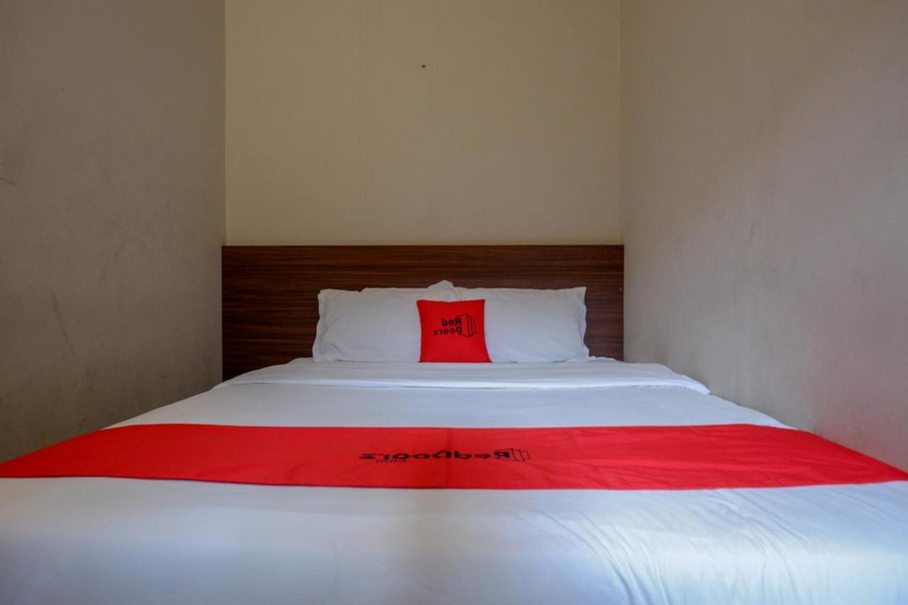 Hotel Reddoorz Near Stasiun Tawang Semarang Exterior foto